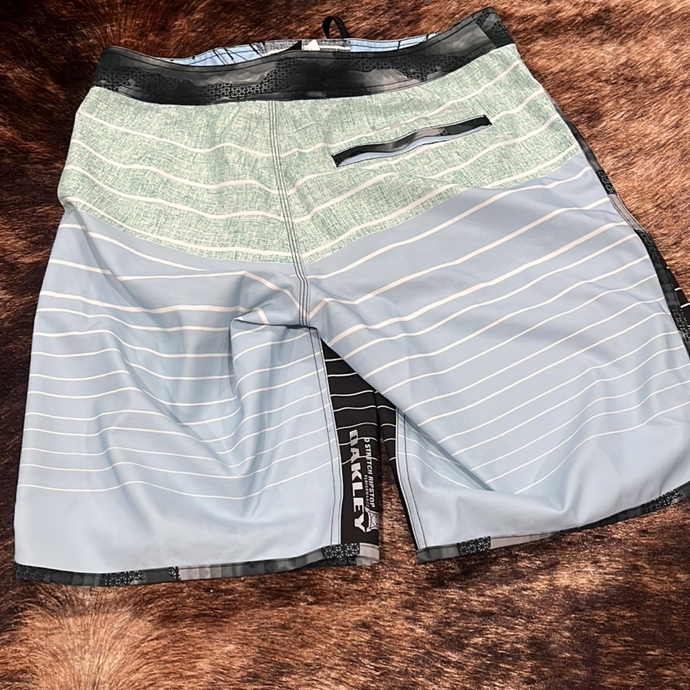 Swim trunks - Picture 2 of 2